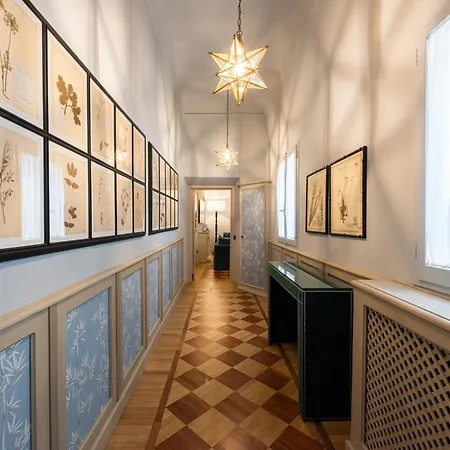 Maison Spada - Luxury With Elevator Apartment