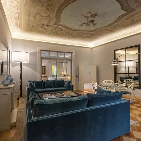 Maison Spada - Luxury With Elevator Apartment Florence